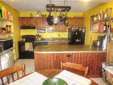 77 Twin Oaks Terrace, South Burlington, VT 05403 - photo 4