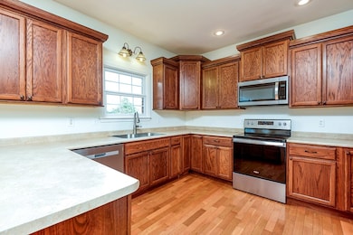 Plenty of Cabinet & Counter Space!