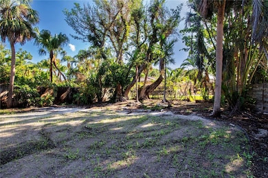 51 S Adams Dr, Sarasota, FL 34236 - photo 5