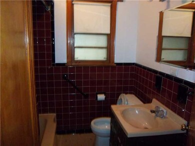 Full Bath.