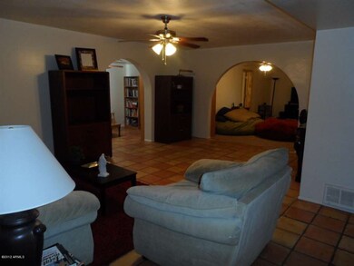 Living room/family room