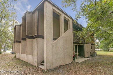 5010 Westchase Ct, Jacksonville, FL 32210 - photo 4