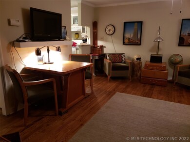 1329 E 38th Place unit A, Tulsa, OK 74105 - photo 6