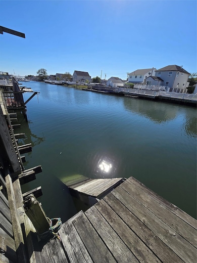 5 Bayview Ave, Howard Beach, NY 11414 - photo 2