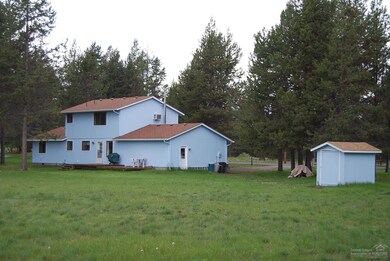 53970 Pine Grove Rd, La Pine, OR 97739 - photo 2