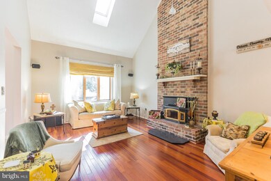 2040 Deer Run Ct, Huntingtown, MD 20639 - photo 5