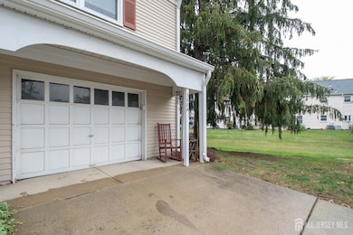 388 Orrington Ln unit A, Monroe Township, NJ 08831 - photo 4