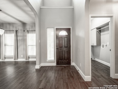 8110 Piney Wood Run, San Antonio, TX 78255 - photo 3