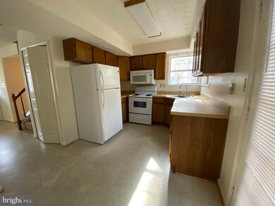 6507 Alopex Ct, Waldorf, MD 20603 - photo 7