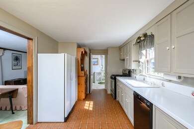 143 Lansdowne St, Quincy, MA 02171 - photo 6