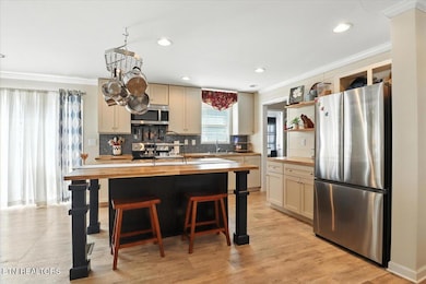 Kitchen island