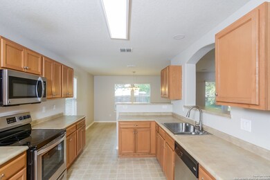 10519 Cosmos Canyon, Helotes, TX 78023 - photo 4