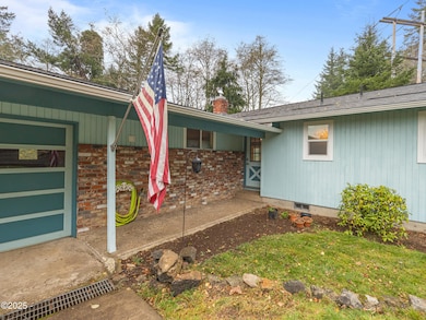 1829 SE Emerald Ct, Toledo, OR 97391 - photo 5