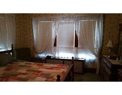 26 Sachem St, Chicopee, MA 01013 - photo 4