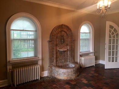 RM 1 - FOUNTAIN ROOM 1 (Medium)