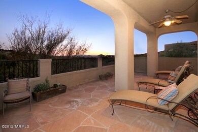 PRIVATE PATIO/FLAGSTONE