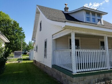 408 E Jefferson St, Tipton, IN 46072 - photo 2