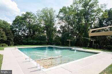 Radnor House unit 516, Bryn Mawr, PA 19010 - photo 5