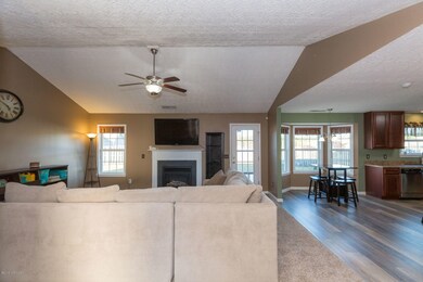 016_408_amarillis_ln_30oct2018_rc_9746