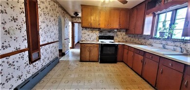 40 Pocasset Ave, Tiverton, RI 02878 - photo 6