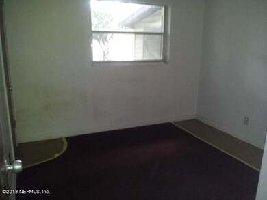 4942 Redstone Dr, Jacksonville, FL 32210 - photo 6