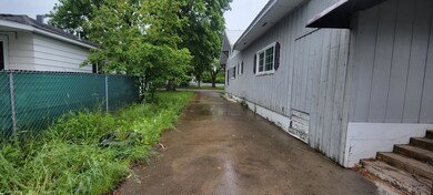 garage to street