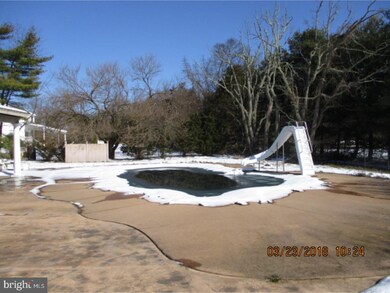 512 Egg Harbor Rd, Sewell, NJ 08080 - photo 4