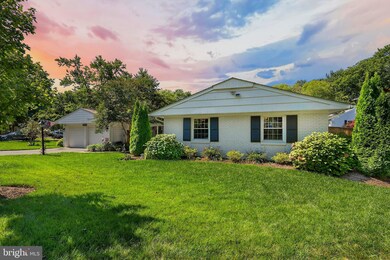 13022 Maple View Ln, Fairfax, VA 22033 - photo 3