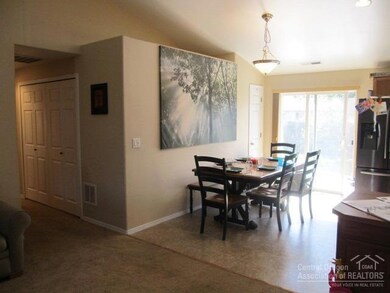 3180 SW Peridot Ave, Redmond, OR 97756 - photo 6