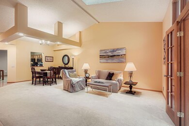 14527 Eureka Ct, Saint Paul, MN 55124 - photo 3