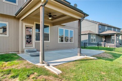 4225 SW Stoney Brook Dr, Lee's Summit, MO 64082 - photo 6