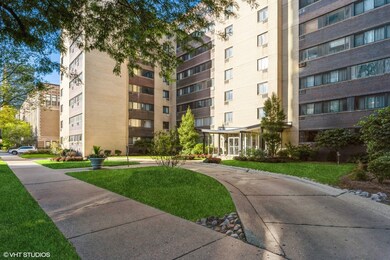 6300 N Sheridan Rd unit 212, Chicago, IL 60660 - photo 2