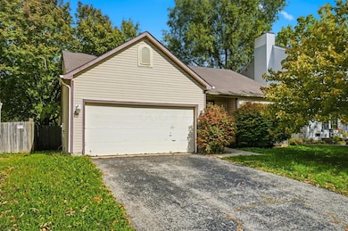 944 Lavender Ln, Columbus, OH 43207 - photo 2