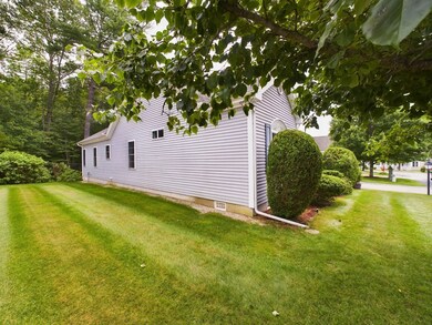 8 Haley Ct, Londonderry, NH 03053 - photo 2
