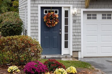 69 Profile Cir, Nashua, NH 03063 - photo 2