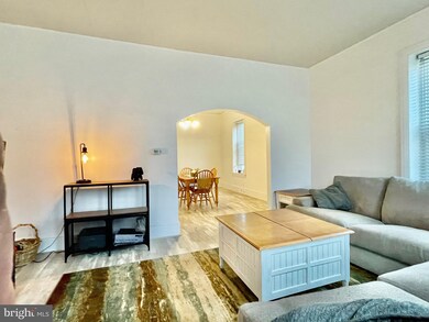 228 E 4th St, Boyertown, PA 19512 - photo 4