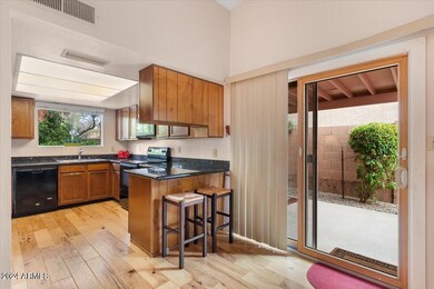 10-Kitchen