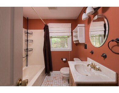125 Harriet Ave, Quincy, MA 02171 - photo 5