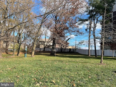 10528 Cross Fox Ln unit F2, Columbia, MD 21044 - photo 3