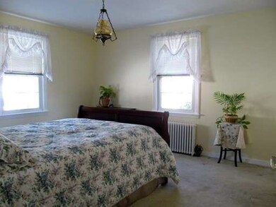 13 Rosewood Dr, Worcester, MA 01602 - photo 5