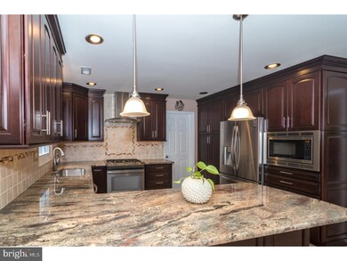 21 Windsor Cir, Ambler, PA 19002 - photo 4