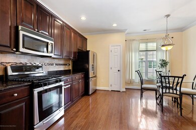 06_702AbbyRd_5_Kitchen_HiRes