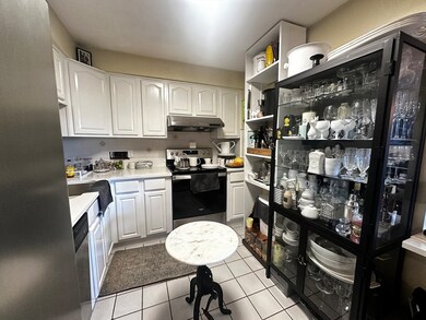 Ocean Gate Tower unit 205, Revere, MA 02151 - photo 4