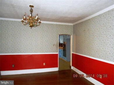 520 W Laughead Ave, Upper Chichester, PA 19061 - photo 4