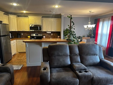 108 Spruce St, Jacksonville, AR 72076 - photo 4