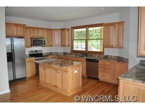 259 Baton Ln, Hendersonville, NC 28792 - photo 5