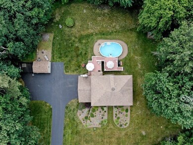 1117 Franklin Rd, Fitchburg, MA 01420 - photo 3