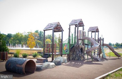 837 Pencoast Dr, Purcellville, VA 20132 - photo 3