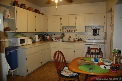 Kitchen and Breakfast Nook