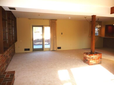 family room to dining room
